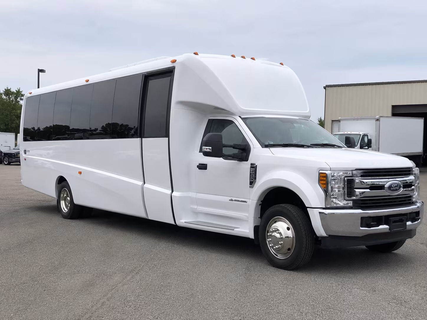 norwalk airport transportation onboard seating